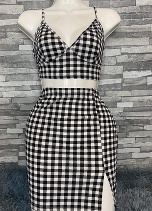 Костюм спідниця та майка в клітинку