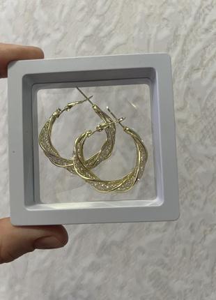 Золотые серьги кольце (бижутерия)1 фото