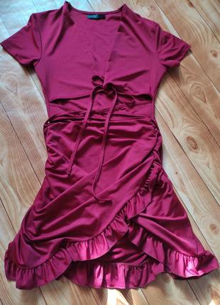 Бордовое платье по переду на завязке2 фото