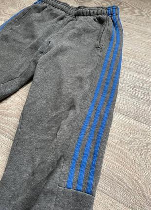 Штани від бренду adidas3 фото