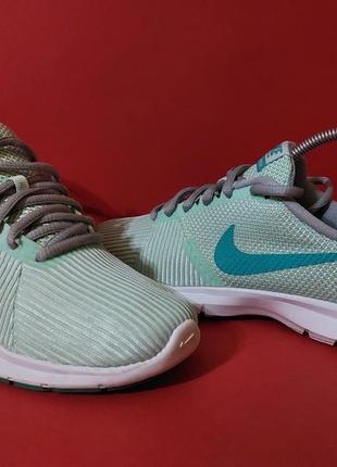 Беговые кроссовки nike womans flex bijoux по факту 37р. 23.5 см