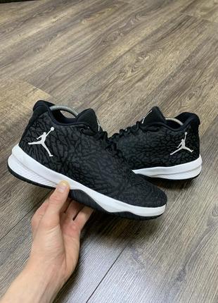 Кросівки: nike air jordan 23 (40-41)