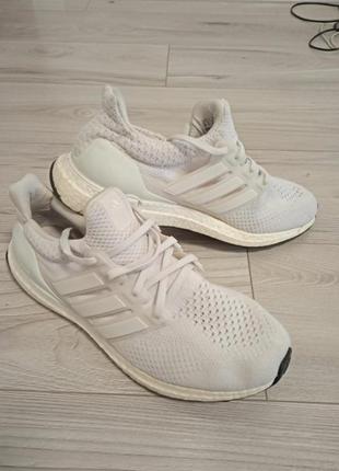 Adidas кроссовки ultra boost