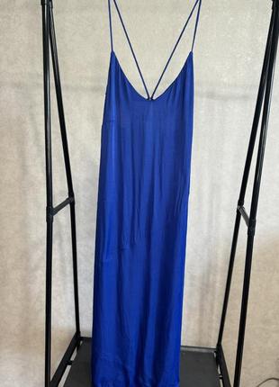 Атласное шелковое платье stradivarius