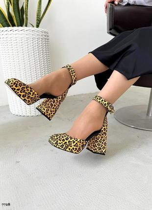 Стильные леопардовые туфельки на каблуке 7728