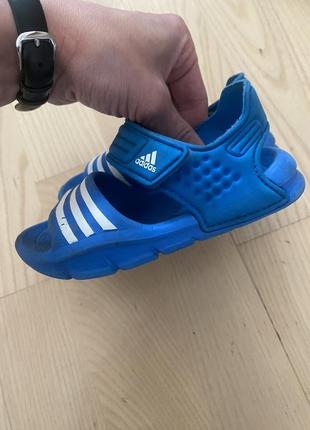 Сандалі босоніжки adidas 25