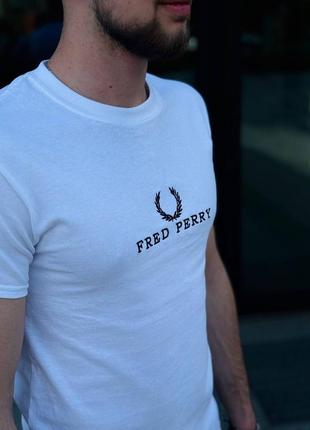 Мужская белая футболка fred perry2 фото