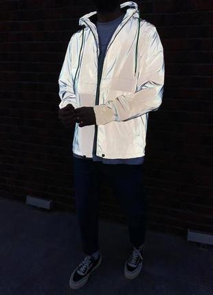 Мужская легкая рефлективная куртка ветровка премиум качества7 фото