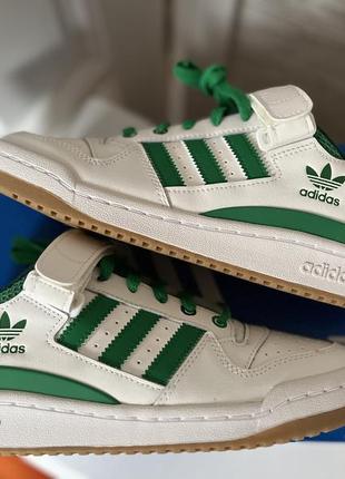 Кросівки adidas forum low адідас зелені з білим підліткові для хлопця для дівчини