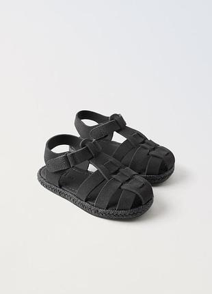 Сандалі,  босоніжки