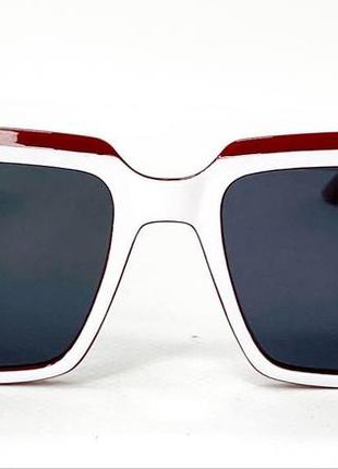Очки солнцезащитные женские брендовые прямоугольные в пластиковой двухцветной оправе с литыми носоупорами6 фото
