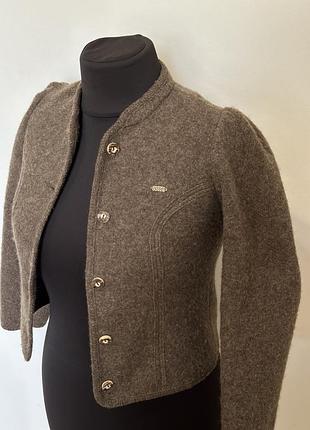 Вкорочений піджак від woolmark