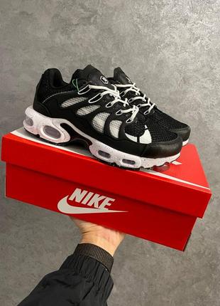 Кроссовки
nike air max tn terrascape plus9 фото