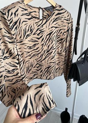 Сатиновая укороченная блуза-топ в принт зебра primark6 фото