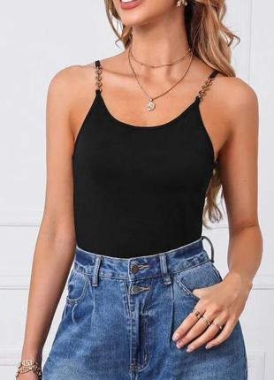 Shein. из англии. в наличии. майка с декорации колец на бретельках.