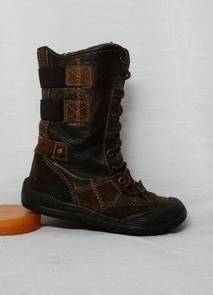 Стильные комфортные кожаные сапожки