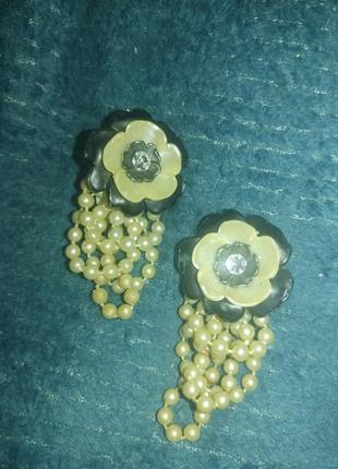 Масивні вінтажні кліпси з квітами