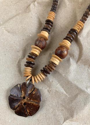 Этничное ожерелье из дерева и кокоса3 фото