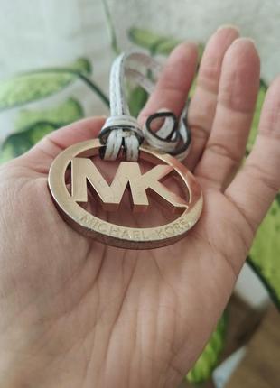 Брелок, подвеска michael kors3 фото