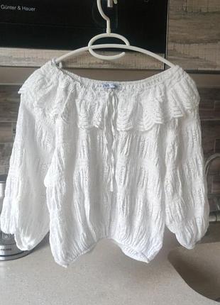 Zara топ ажурний з рюшами жіночий