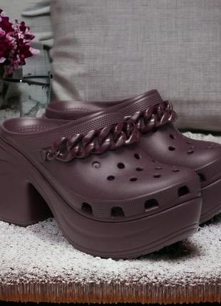 Сабо на підборах crocs siren chain р. dark cherry
w7