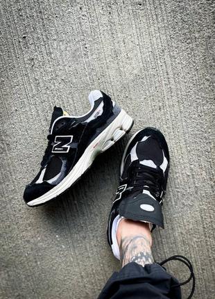 New balance 2002r