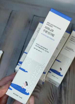 Увлажняющий солнцезащитный крем round lab birch juice moisturizing sunscreen2 фото