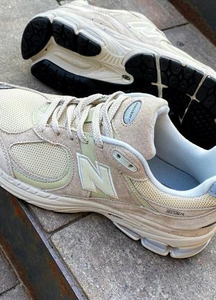 Кроссовки new balance 2002r light bone aluminium 2002 r5 фото