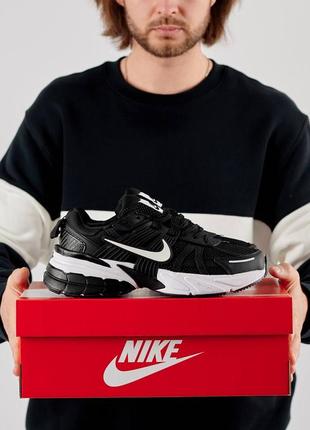 Чоловічі кросівки nike runtekk black white