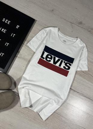 Футболка з принтом levi’s