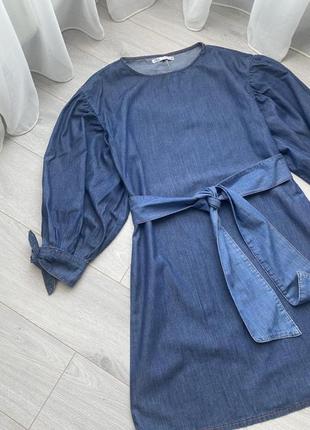 Сукні із легкого деніму від zara2 фото