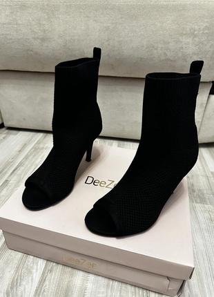 Туфлі deezee