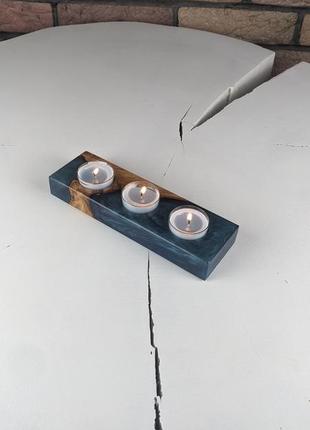 Подсвечник из дерева и эпоксидной смолы
