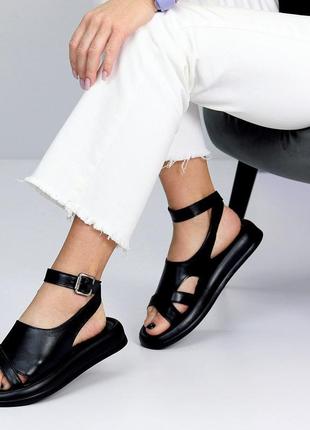 Чорні натуральні шкіряні босоніжки сандалі з ремінцями 36-406 фото