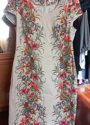 Сукня в квітковий принт