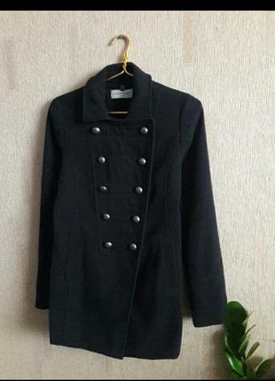 Красивое класическое черное пальто2 фото