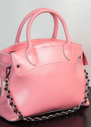Рожева шкіряна сумка salvatore feraggamo