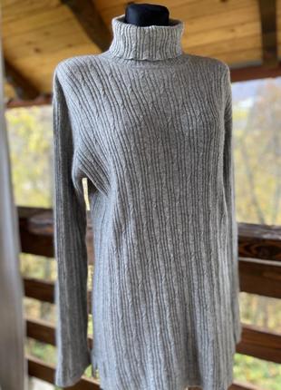 Стильний фірмовий якісний натуральний кашеміровий довгий светр гольф у коси4 фото