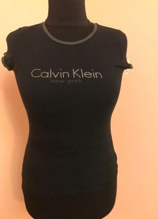 Футболка calvin klein