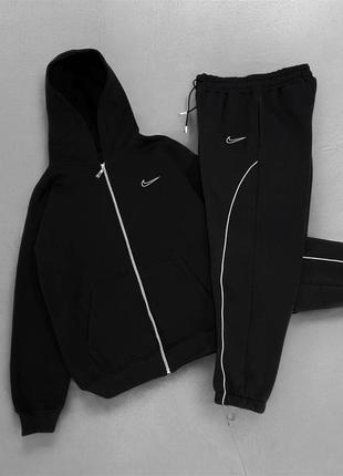 Спортивные костюмы nike