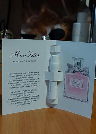 Парфюм  Dior miss dior blooming bouquet edt 1ml