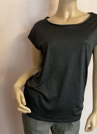 Легкая серая футболка / s / brend h& m