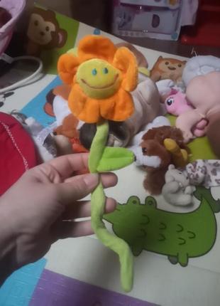 Цветочек подвеска на проволке мягкая игрушка цветок