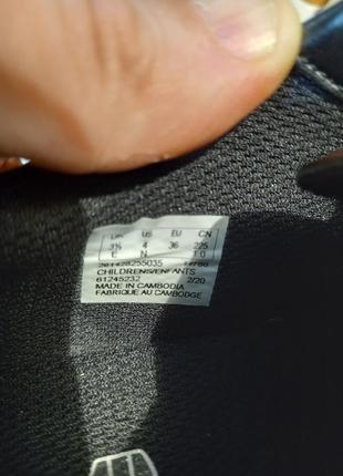 Фірмові дитячі туфлі брогі clarks 9