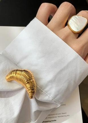 Стильная брошь 🥐 круассан, луна