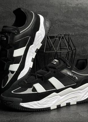 Чорні кросівки із натуральної замші