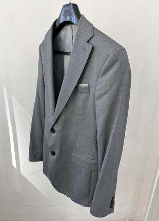 Стильный пиджак zara (туречи). (р.44)