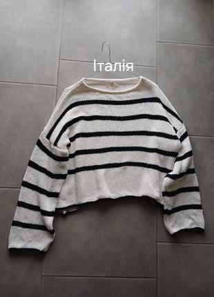 Стильний смугастий светр оверсайз