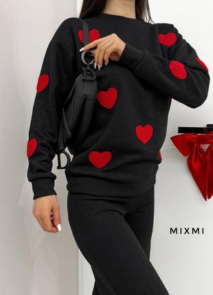 Женский костюм