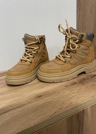 Треккинговые ботинки на мальчика zara